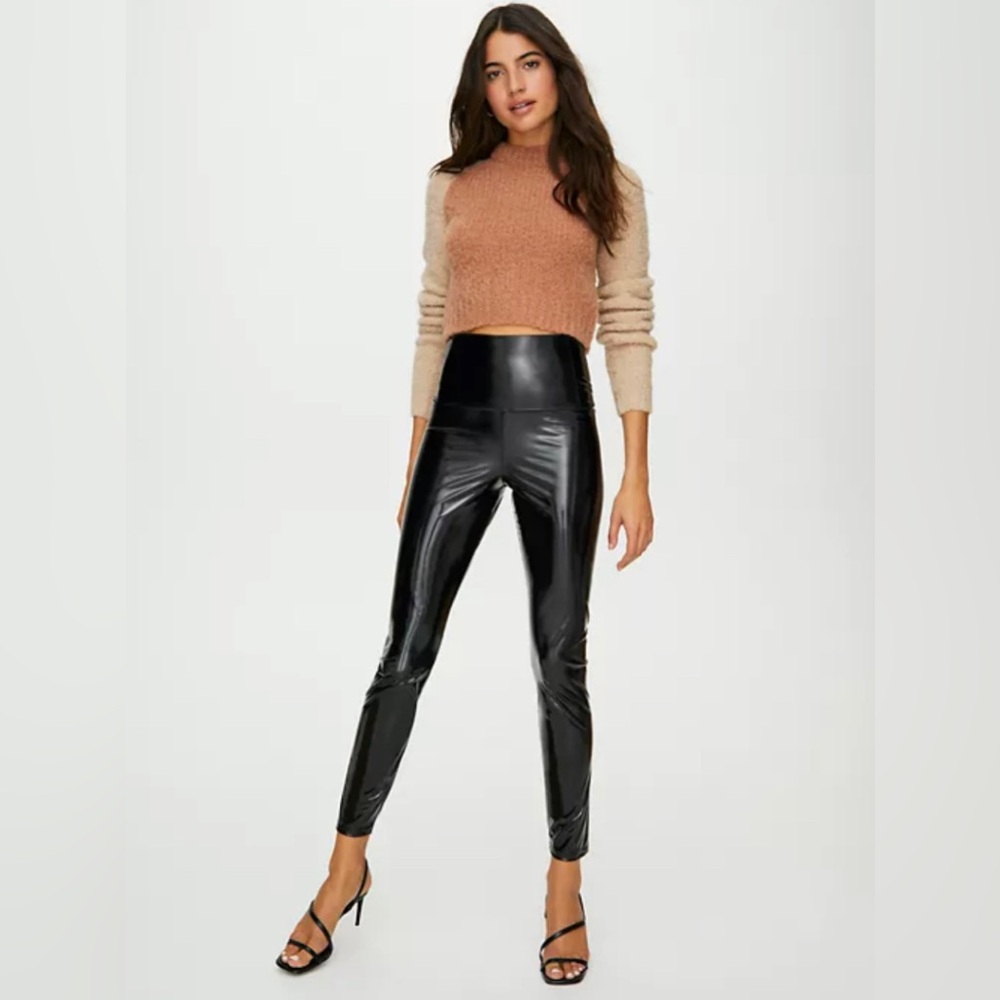 New Discontinued Aritzia Wilfred free Daria Pant (Long) Business Casual